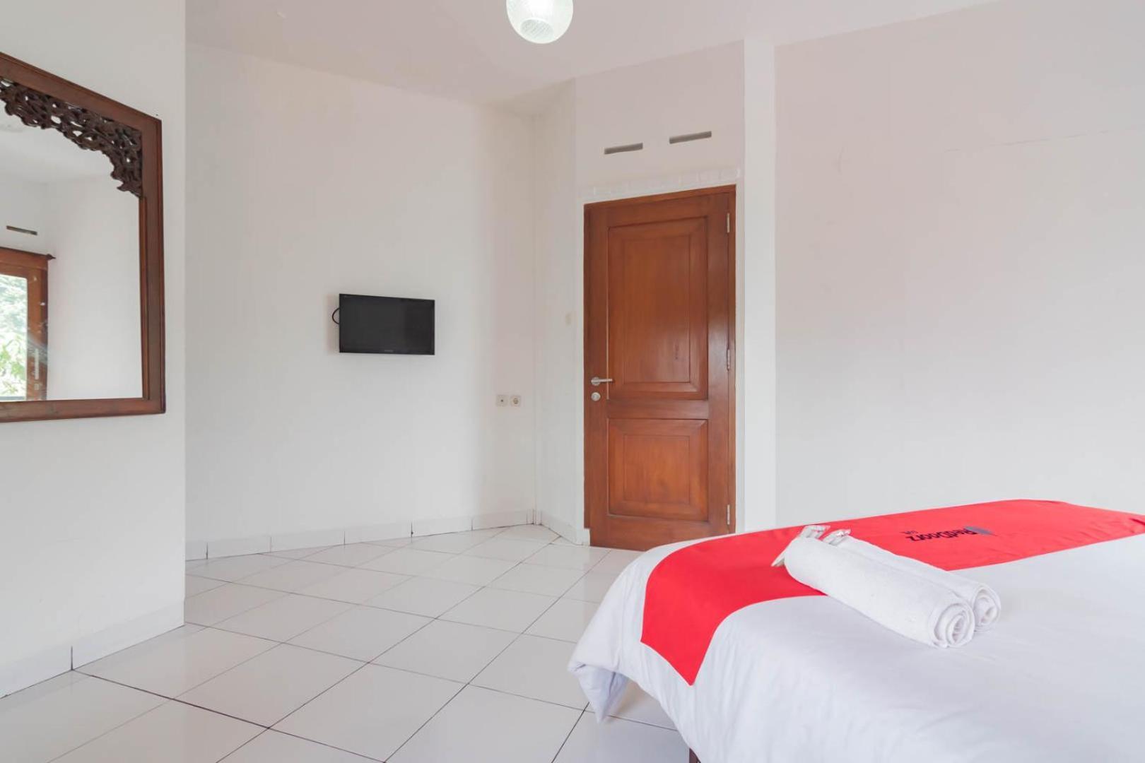 Reddoorz Plus Near Dago Pakar Bandung Eksteriør bilde